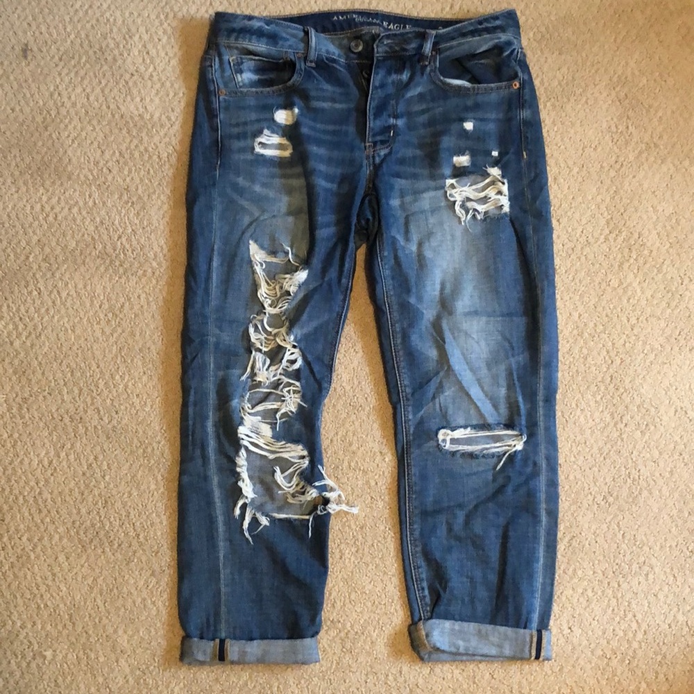 American eagle tomgirl jeans
